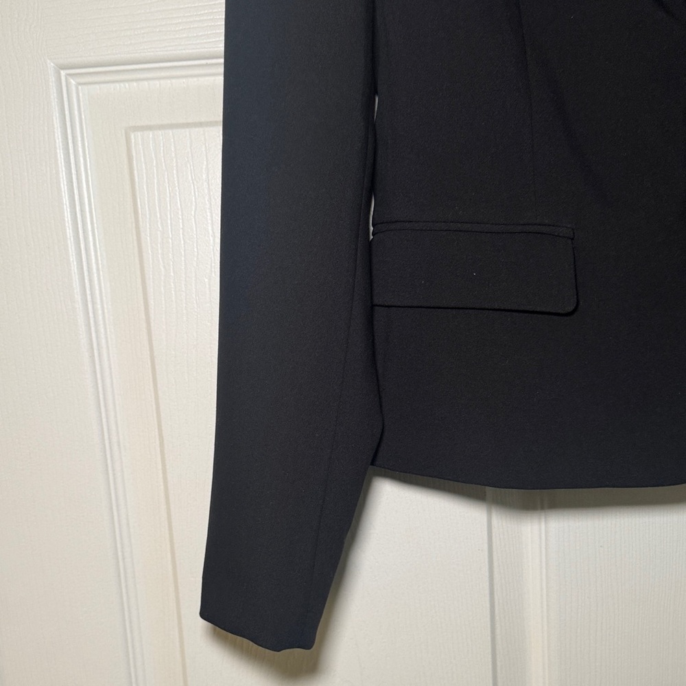 Zara Black Zip-Front Blazer with Shoulder Pads - Picture 6 of 15
